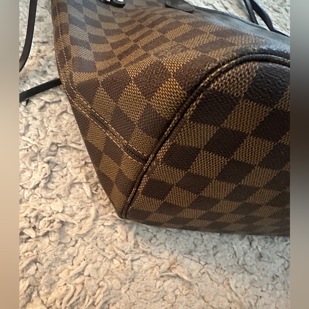 ❌SOLD❌Authentic Louis Vuitton Neverfull MM - Picture 13 of 16